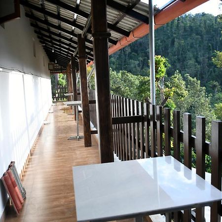 River View Guest House Мадикери Екстериор снимка