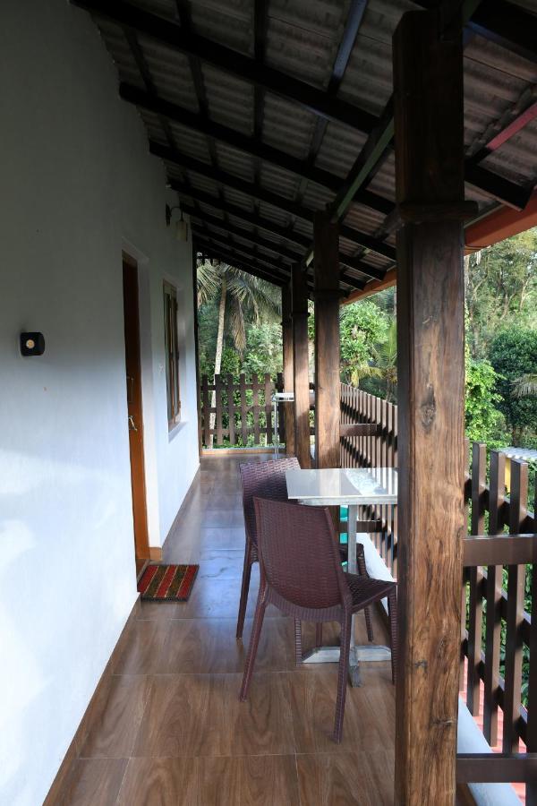 River View Guest House Мадикери Екстериор снимка